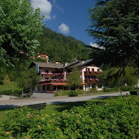 Regina Elena Hotel 3*
