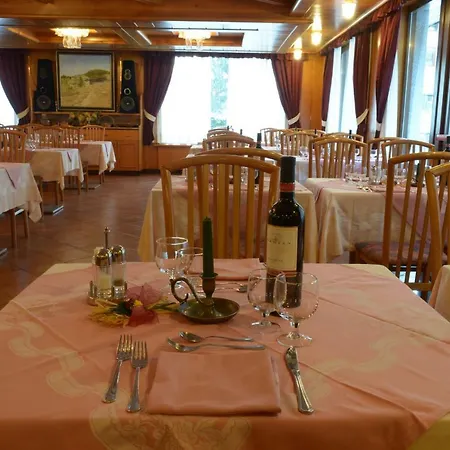 Regina Elena Hotel Caderzone Terme
